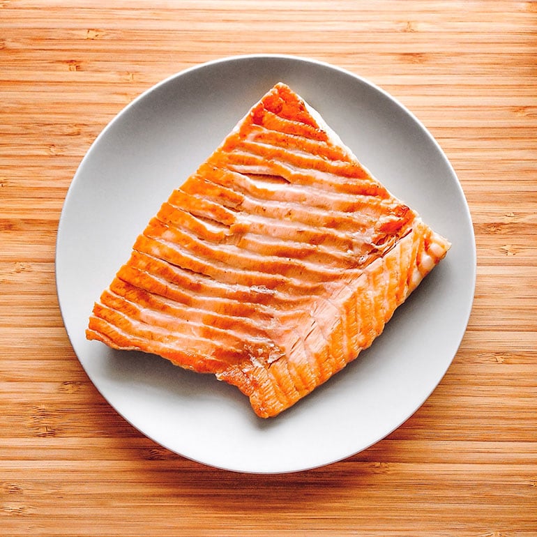 human foods for cats - cooked salmon