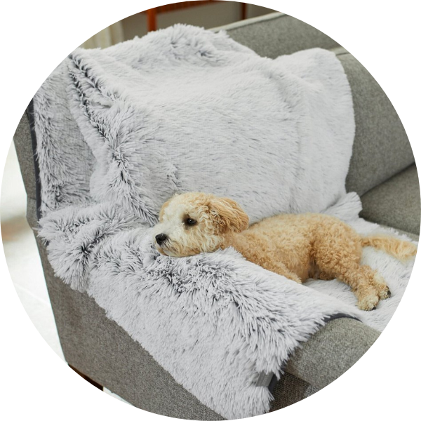 Frisco Eyelash Cat & Dog Blanket
