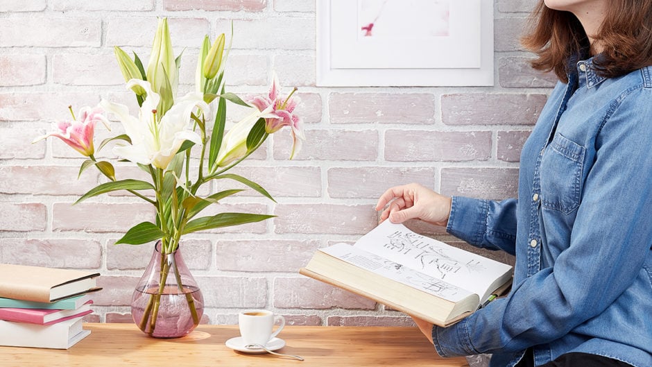 Poisonous Plants for Dogs Complete Guide to Toxic Plants BeChewy